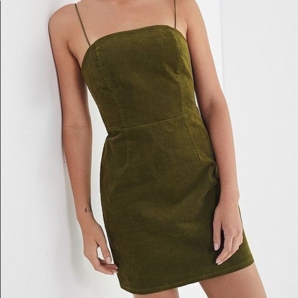 Urban Outfitters Womend Colette Green Corduroy Mini Dress‎ Size 2